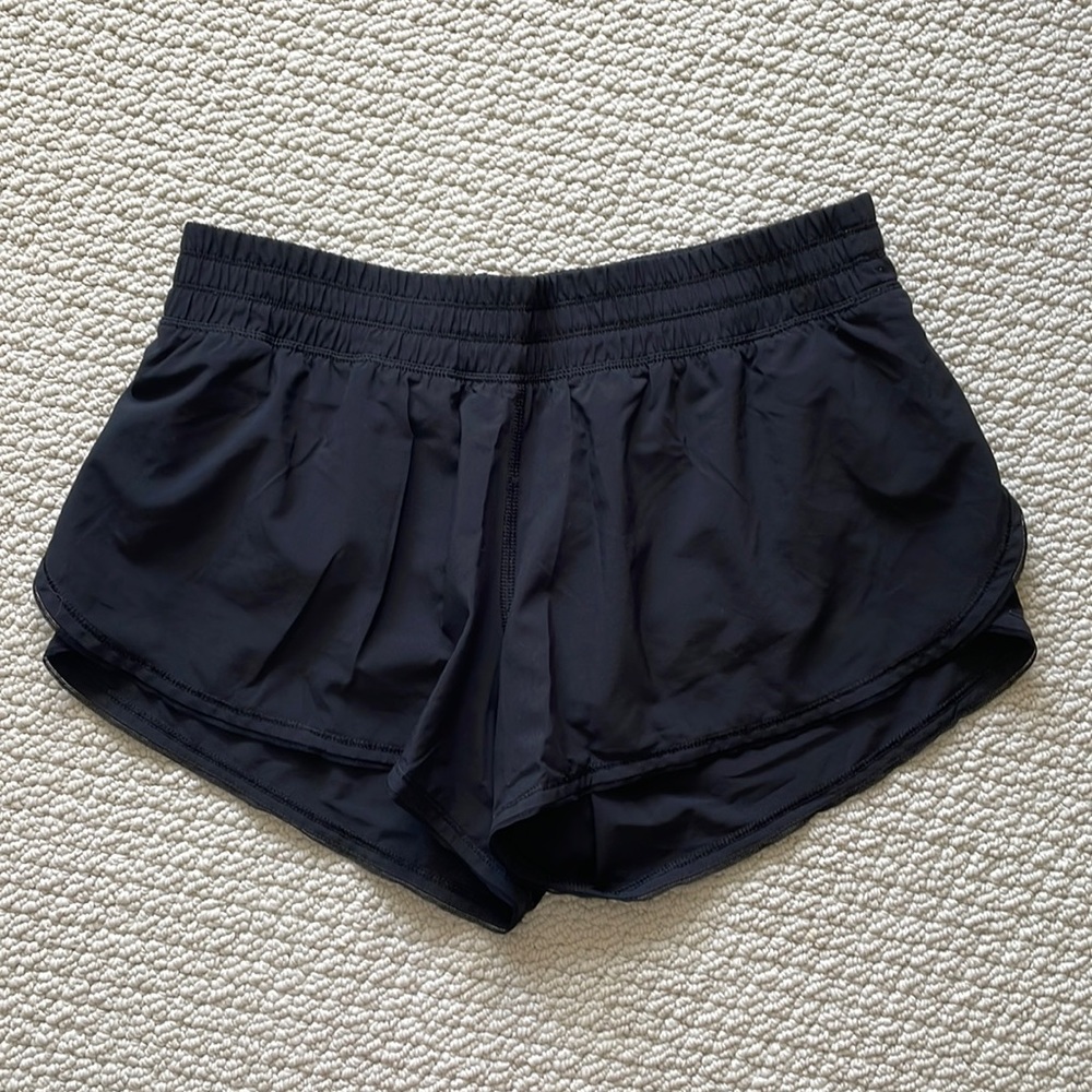 Lululemon low-rise lined Black Shorts | Women’s Size 4